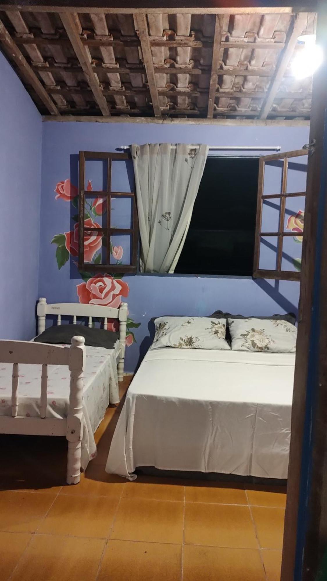 Quarto Rosas 2 A 5 Pessoas Centro Praia Do Pontal Araquari Room photo